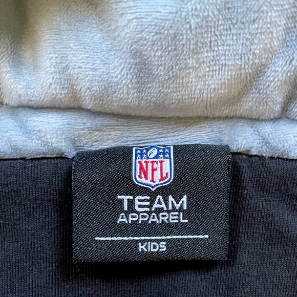 NFL Raiders Kids Full Zip Hoodie That Converts Into A Bear - Picture 7 of 7